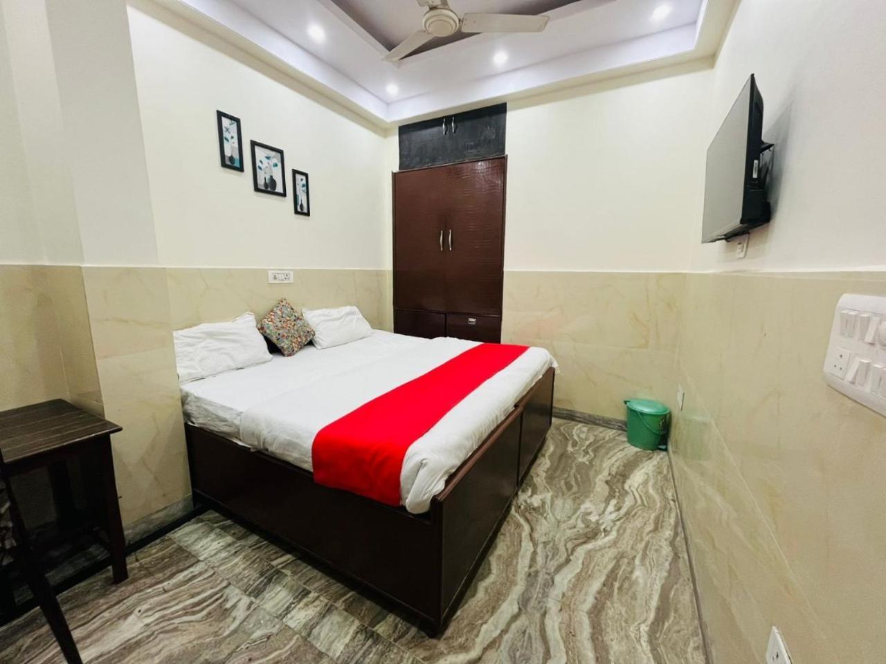 Nitin Palace *