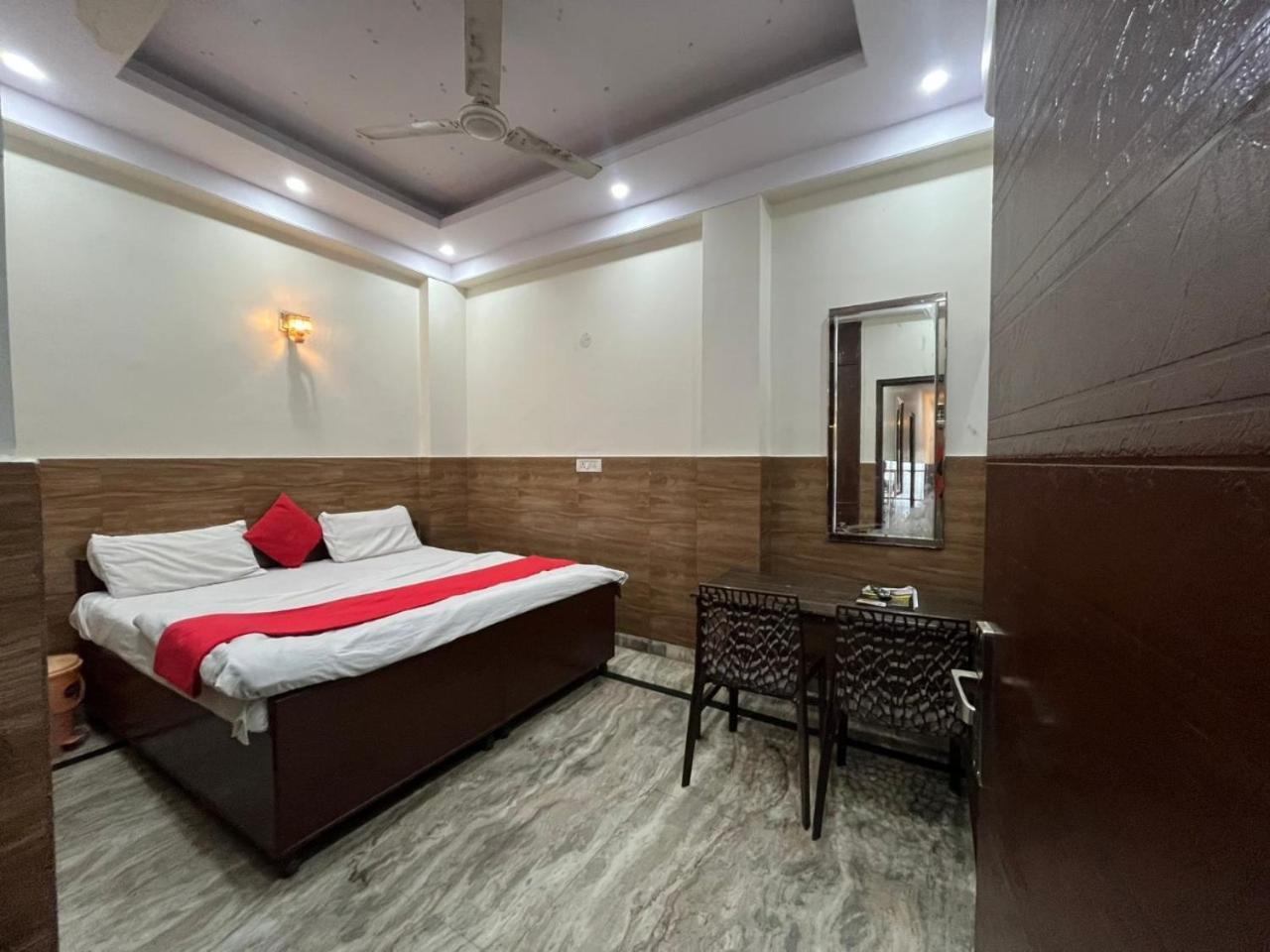 Nitin Palace *