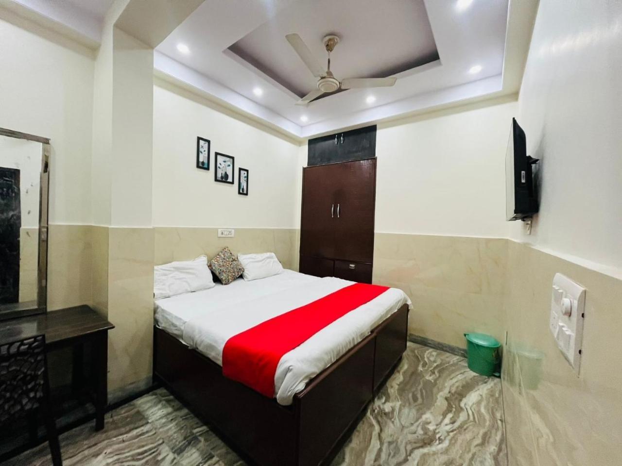 Nitin Palace